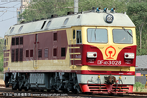 4D-3028 DF4D-3028 ʯ