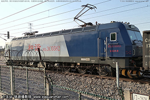 г3C-0582 HXD3C-0582 þ