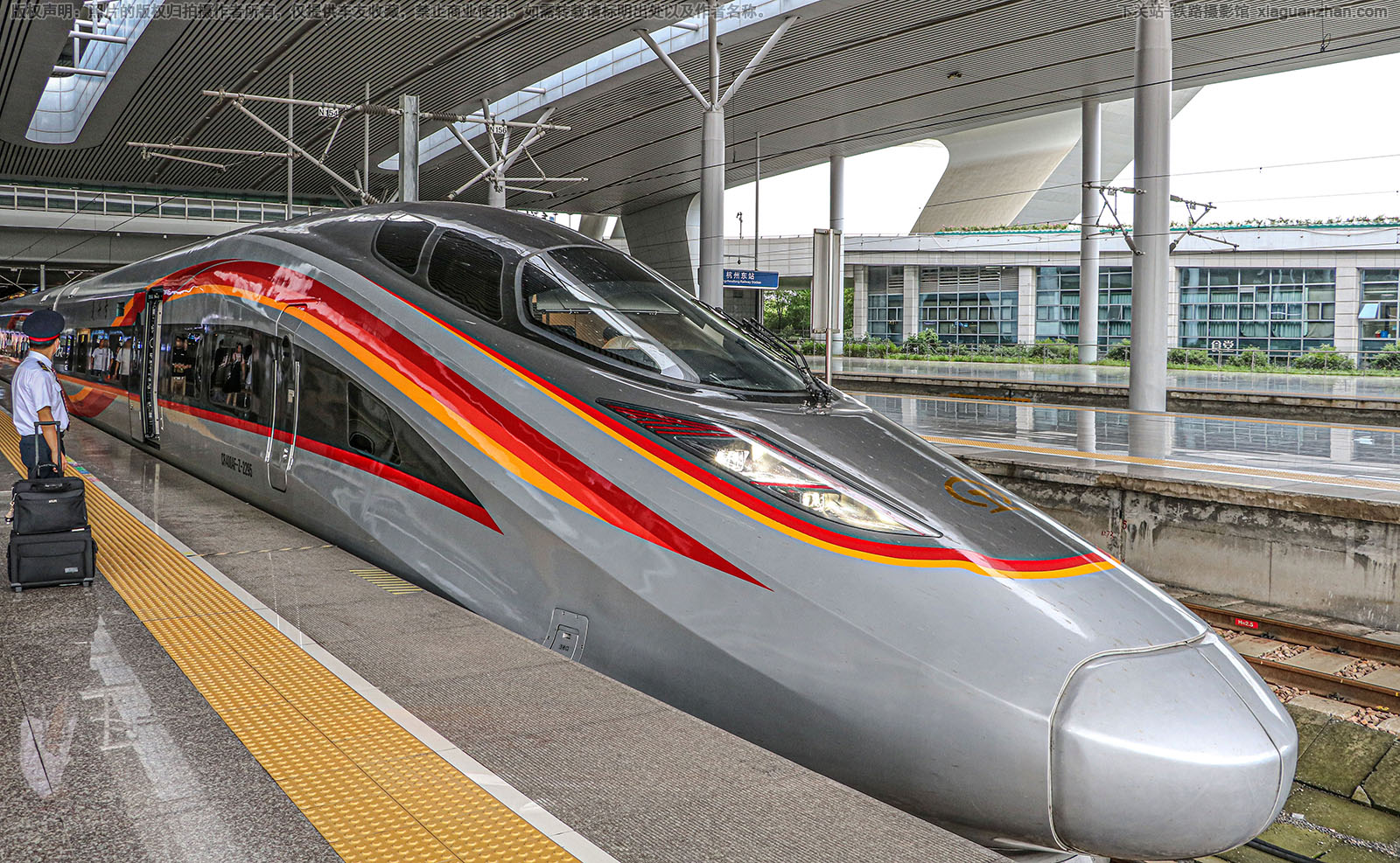 CR400AF-Z-2295 南局福州动车段 CR400AF-Z-2295 南局福州动车段