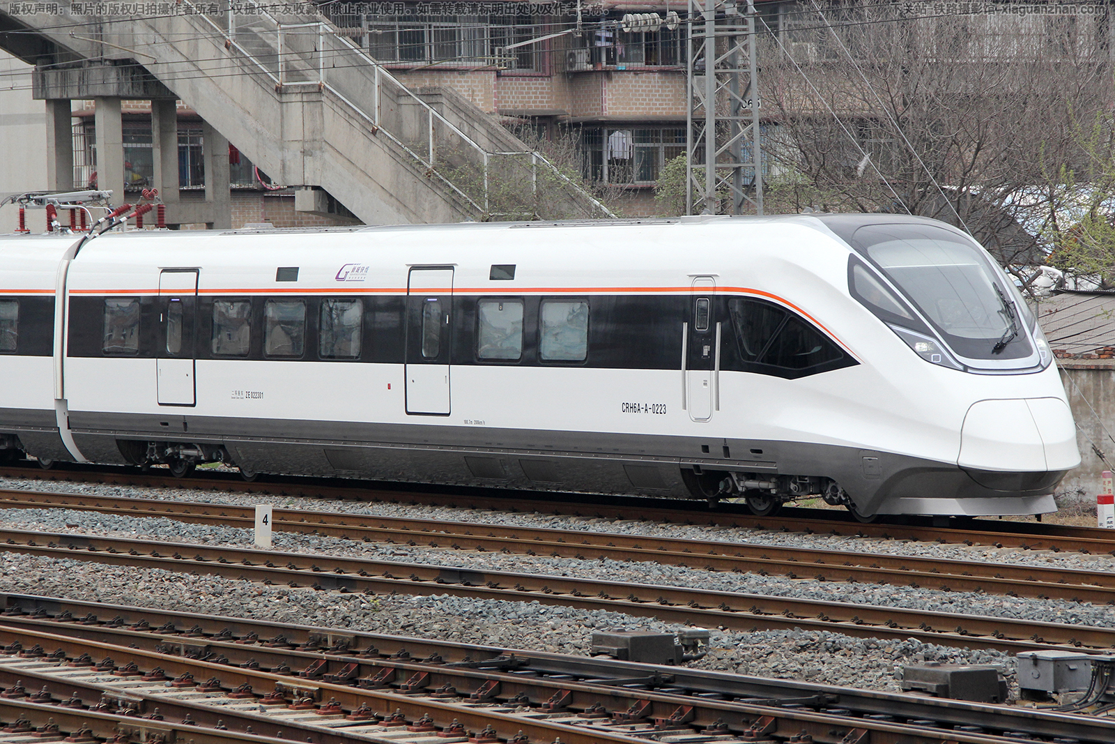 CRH6A-A-0223 武局武汉动车段 CRH6A-A-0223 武局武汉动车段
