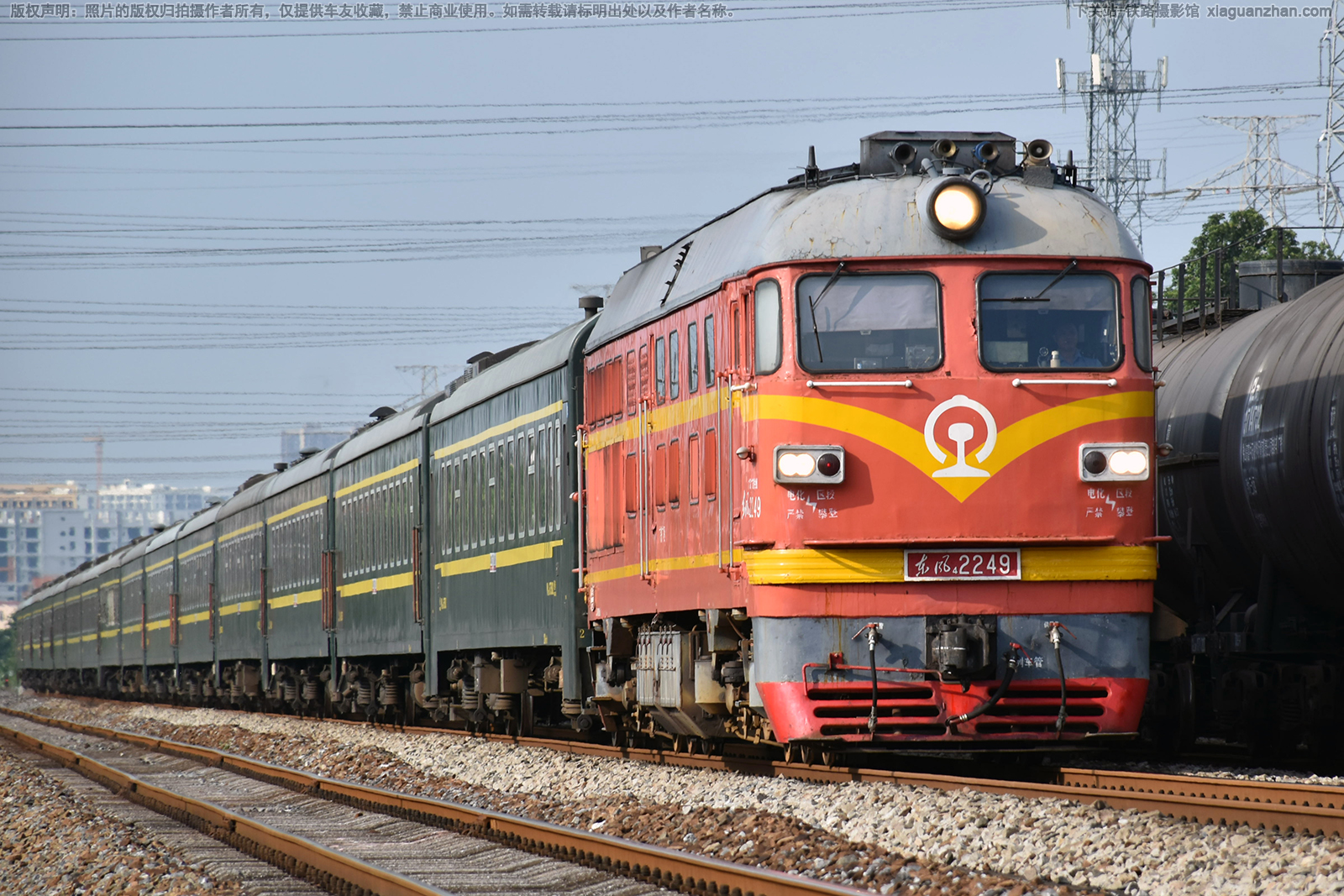 ����4-2249 DF4-2249 �������