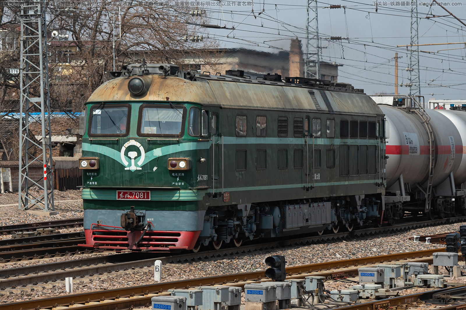 ����4-7081 DF4-7081 ̫��̫��