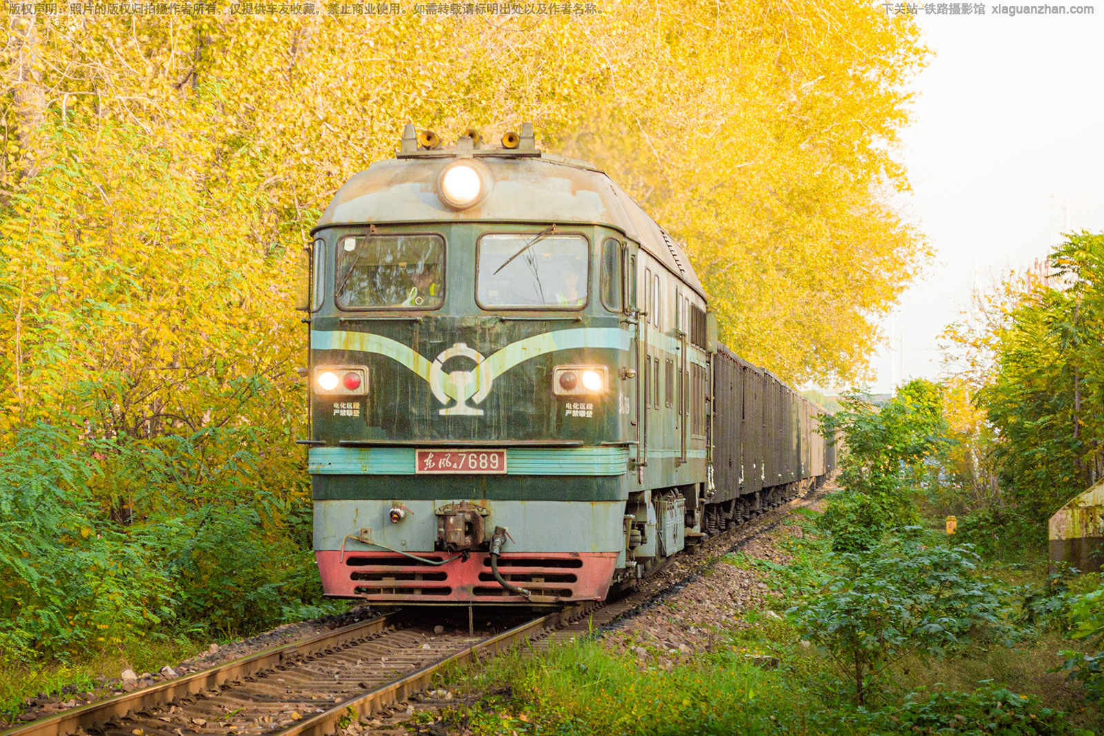 ����4-7689 DF4-7689 �����