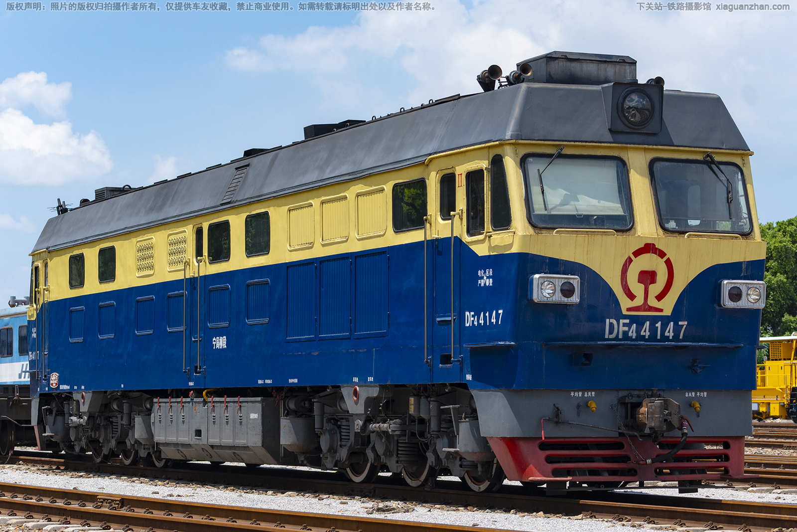 ����4C-4147 DF4C-4147 ��������