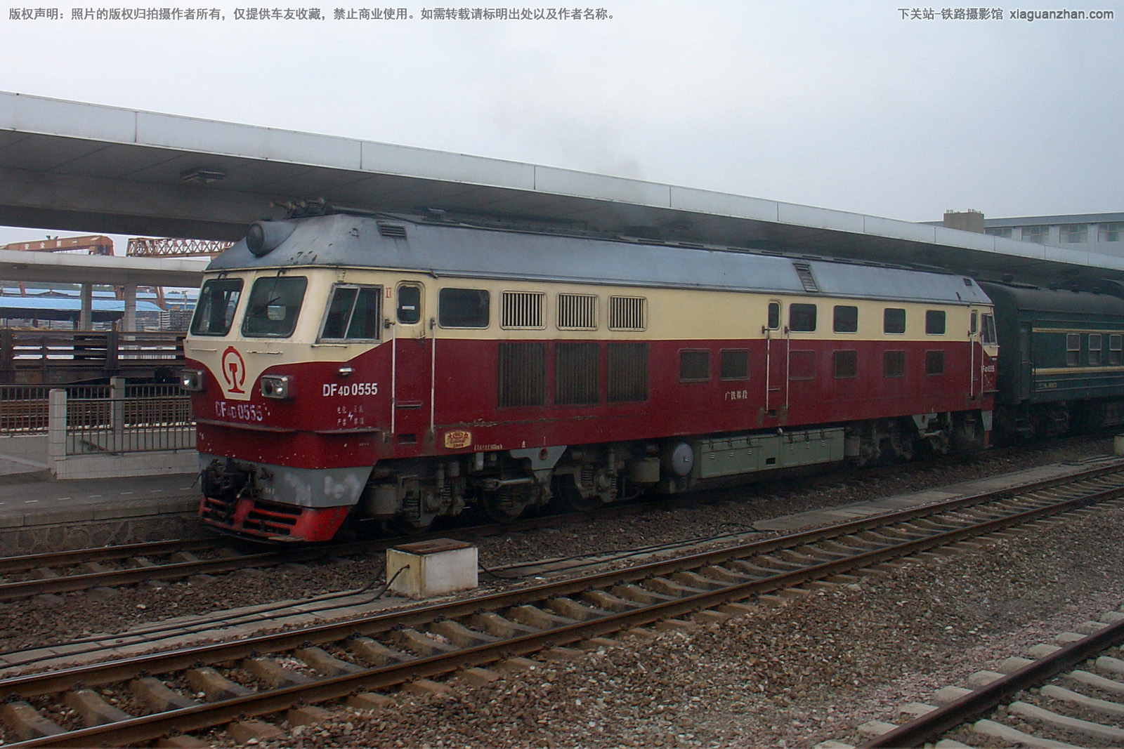 ����4D-0555 DF4D-0555 �������