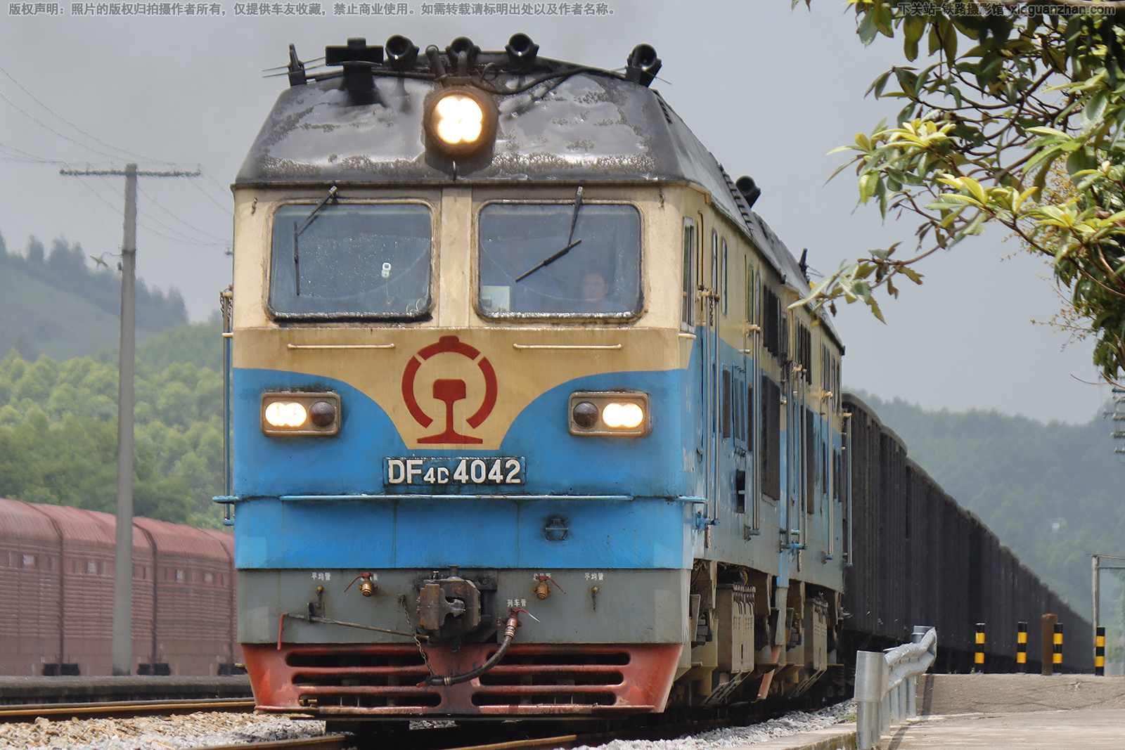 ����4D-4042 DF4D-4042 ��������