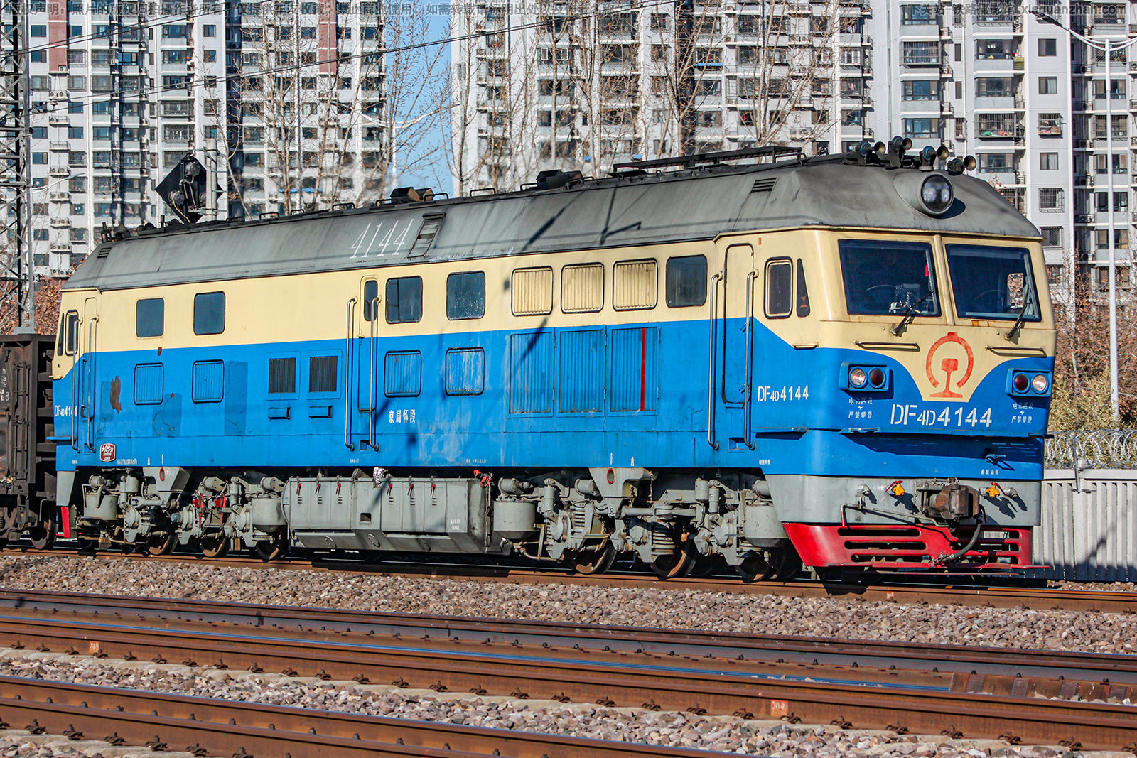 ����4D-4144 DF4D-4144 ���ֻ���