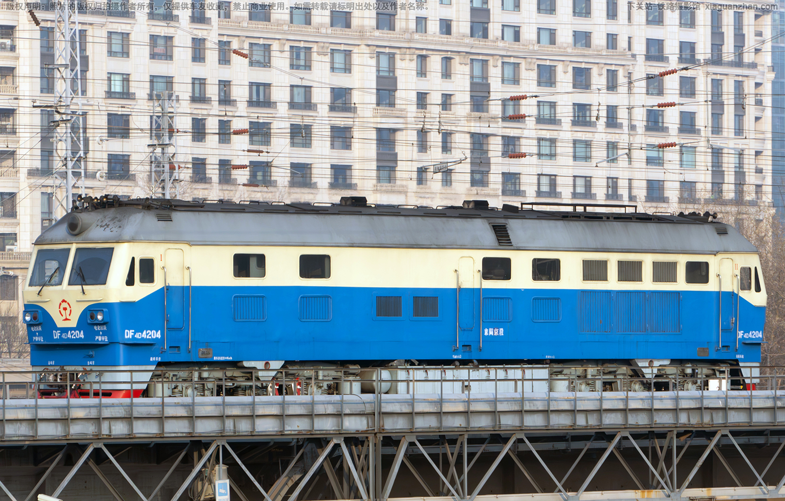 ����4D-4204 DF4D-4204 ���־���