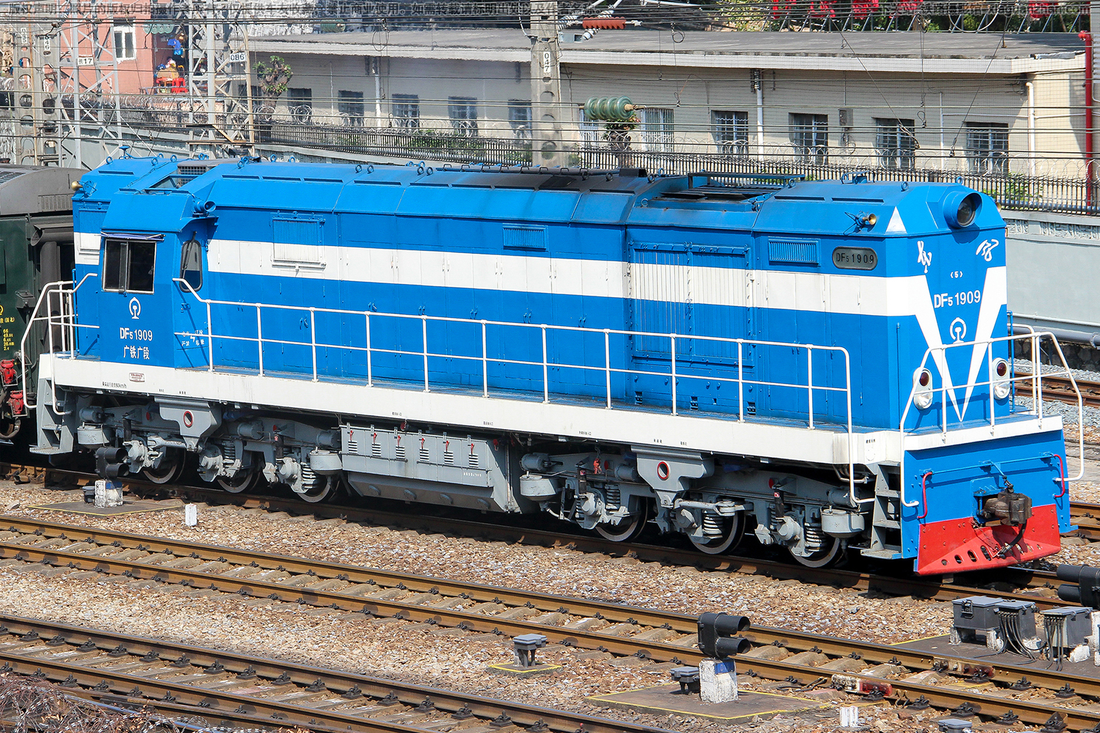 ����5-1909 DF5-1909 �������