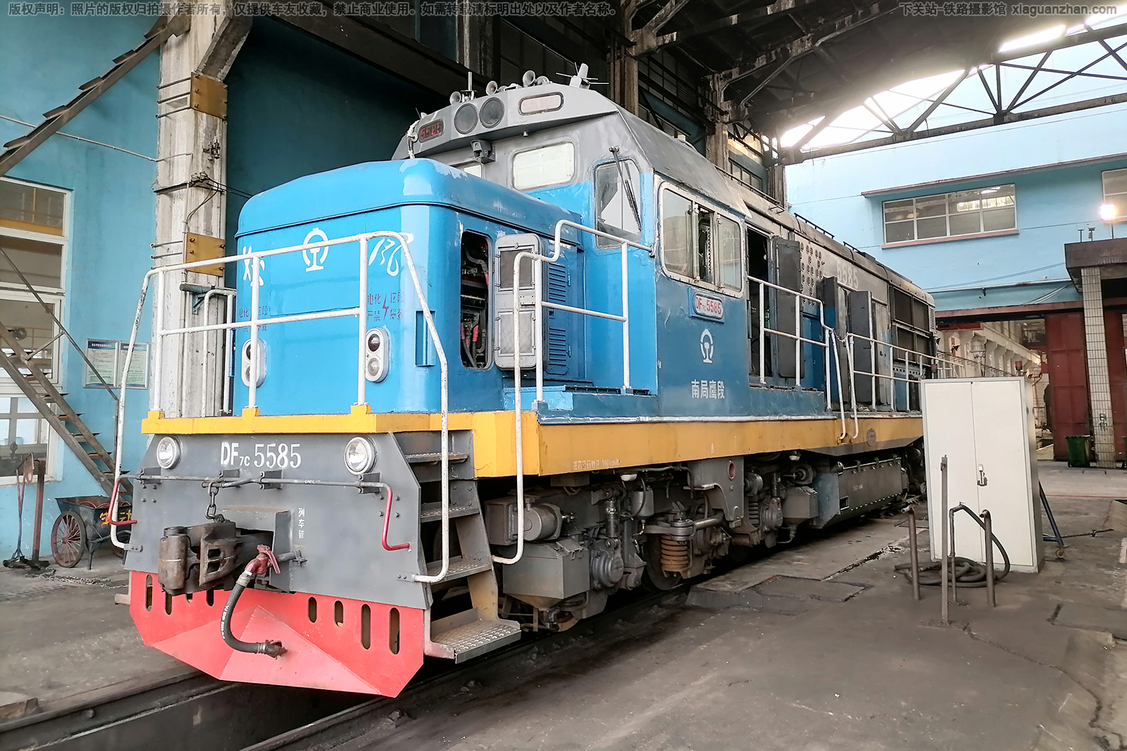 ����7C-5585 DF7C-5585 �Ͼ�ӥ��