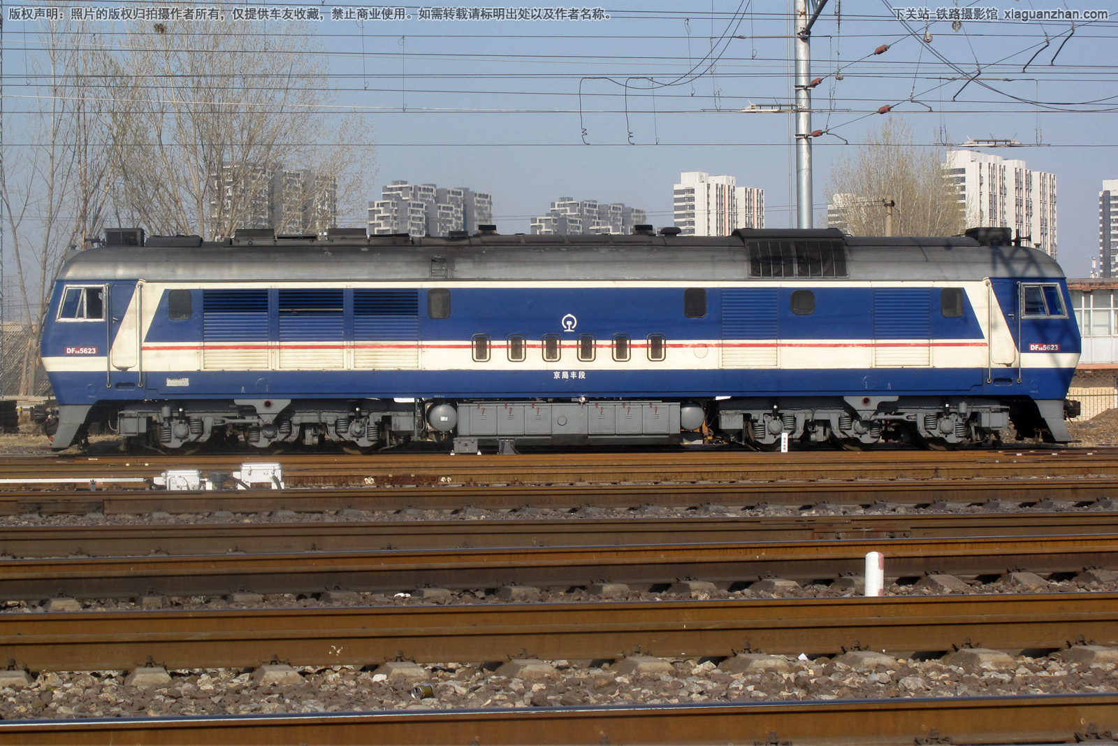 ����8B-5623 DF8B-5623 ���ַ��