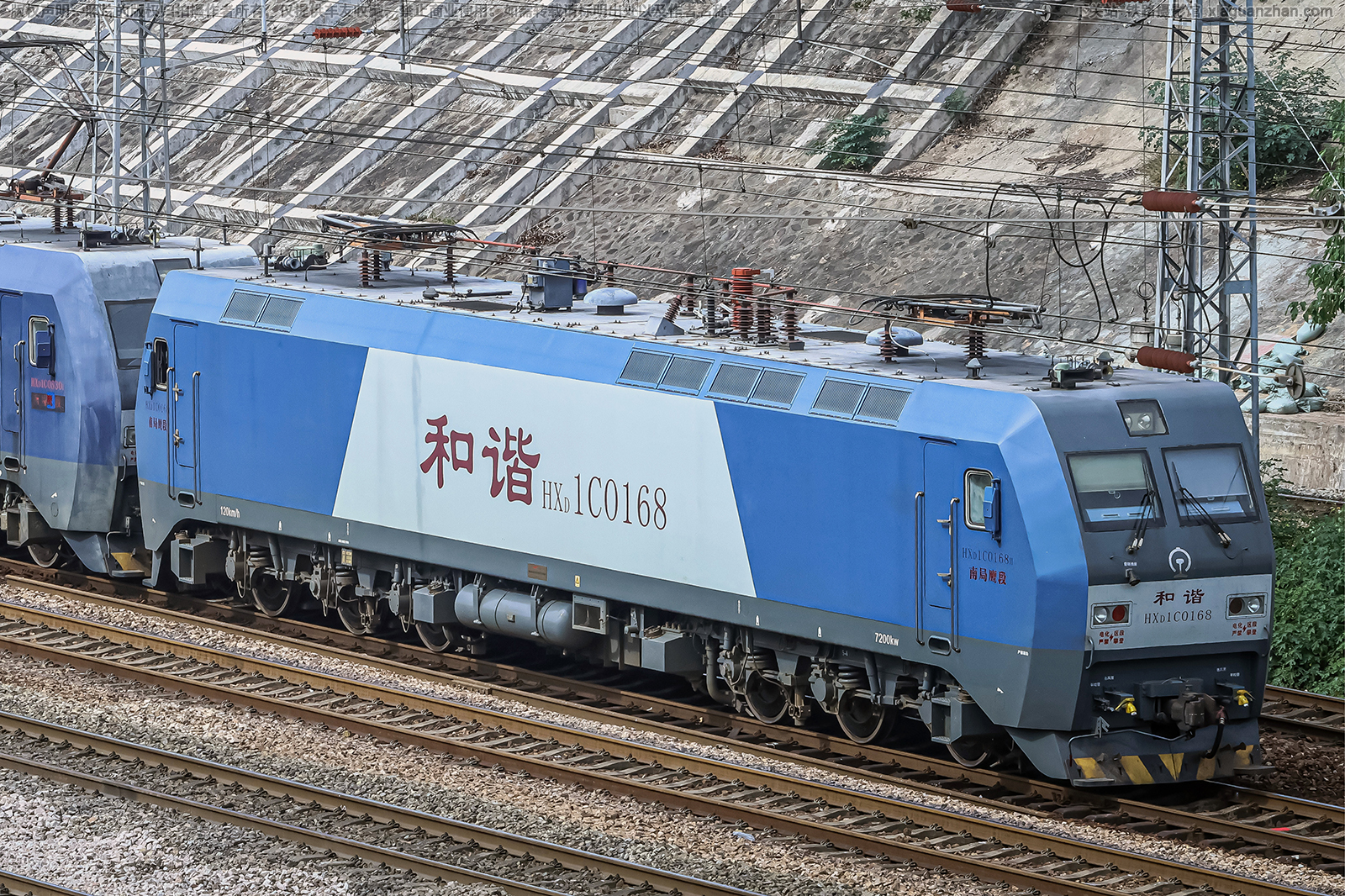 ��г��1C-0168 HXD1C-0168 �Ͼ�ӥ��