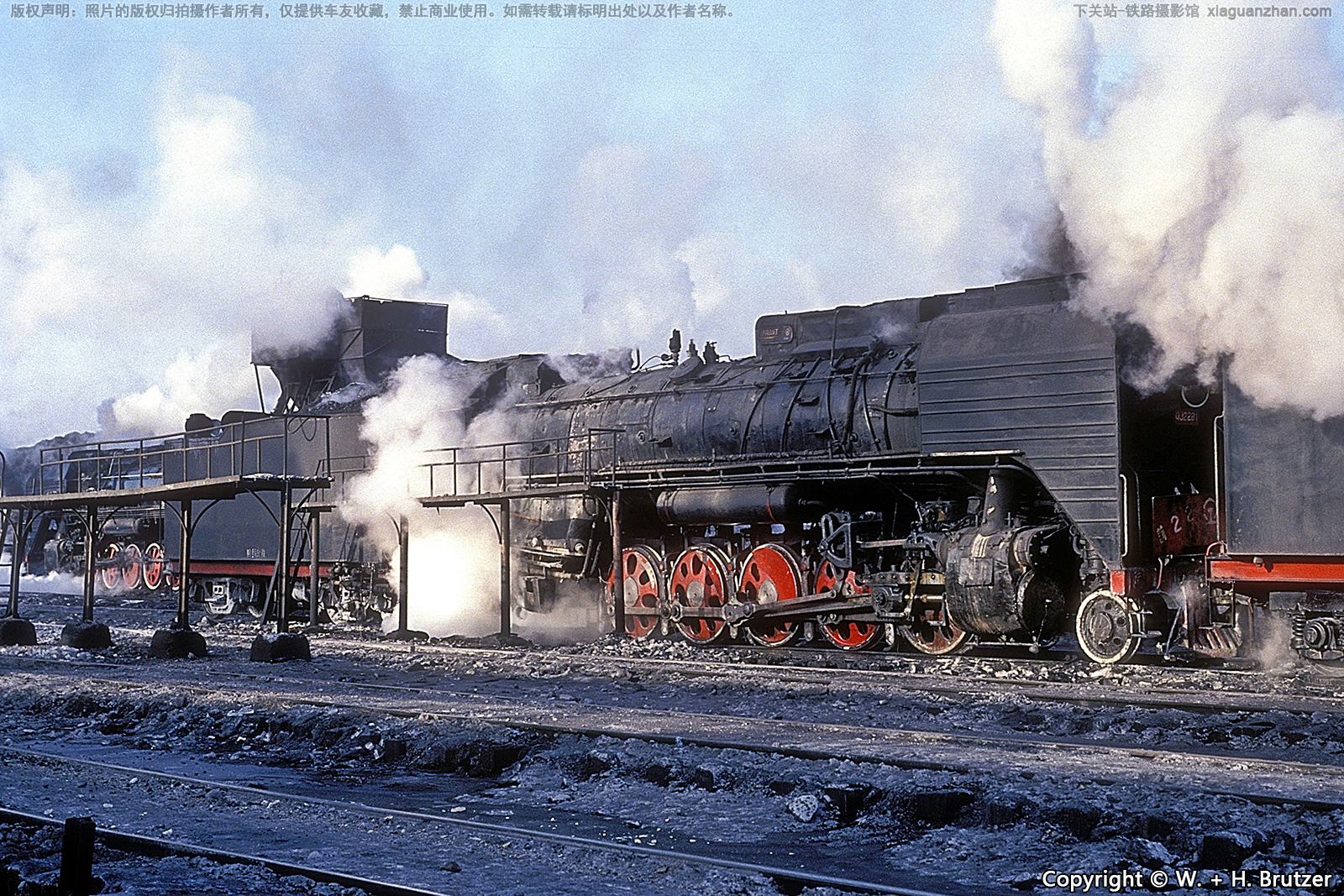 前进型蒸汽机车 QJ-2281 哈局岔段 前进型蒸汽机车 QJ-2281 哈局岔段