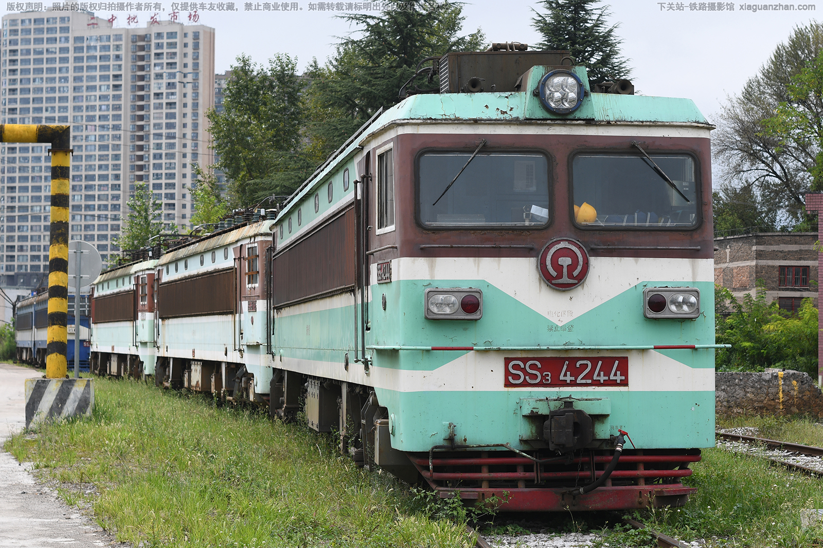 韶山3-4244 SS3-4244 成局贵段 韶山3-4244 SS3-4244 成局贵段