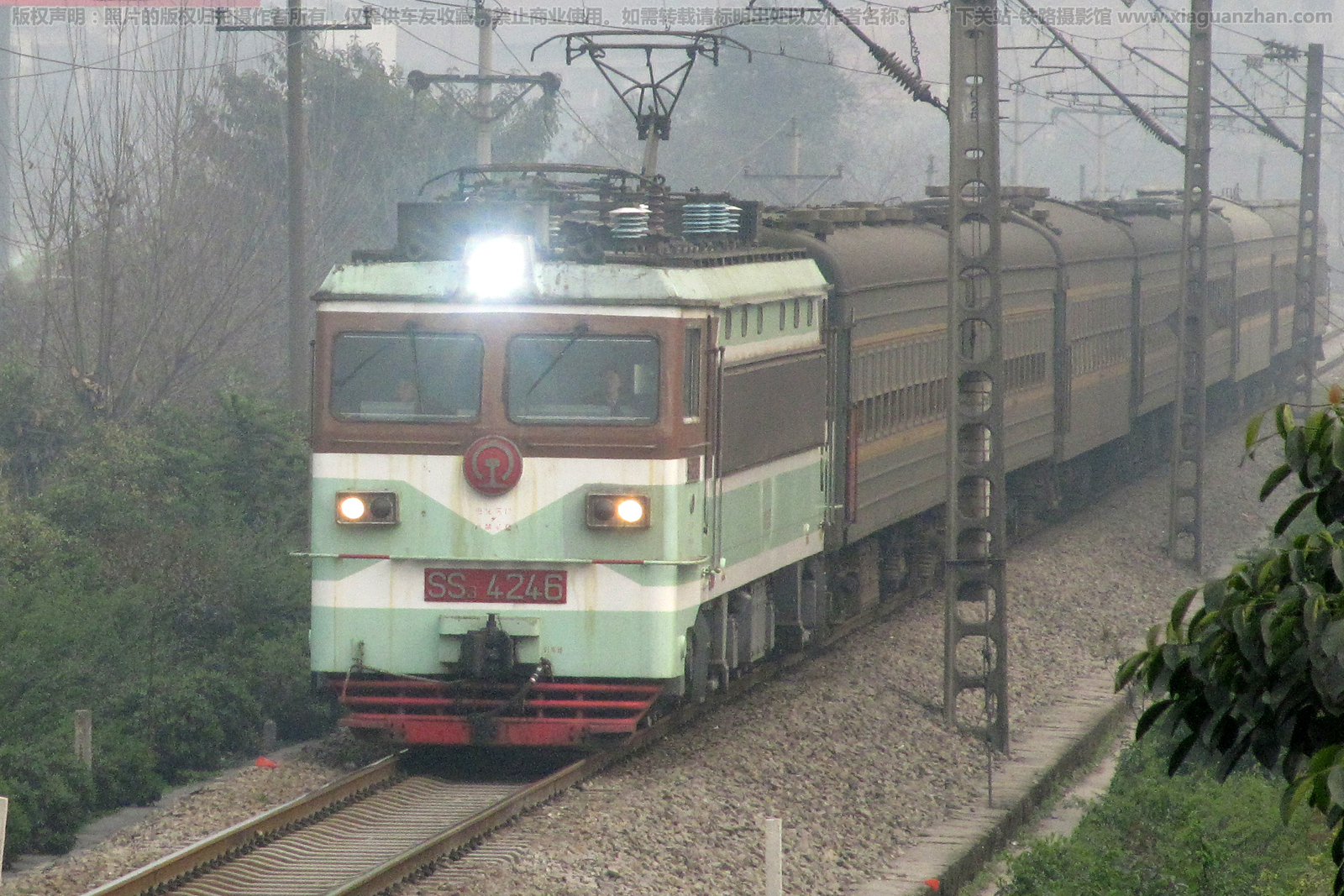 韶山3-4246 SS3-4246 成局重段 韶山3-4246 SS3-4246 成局重段