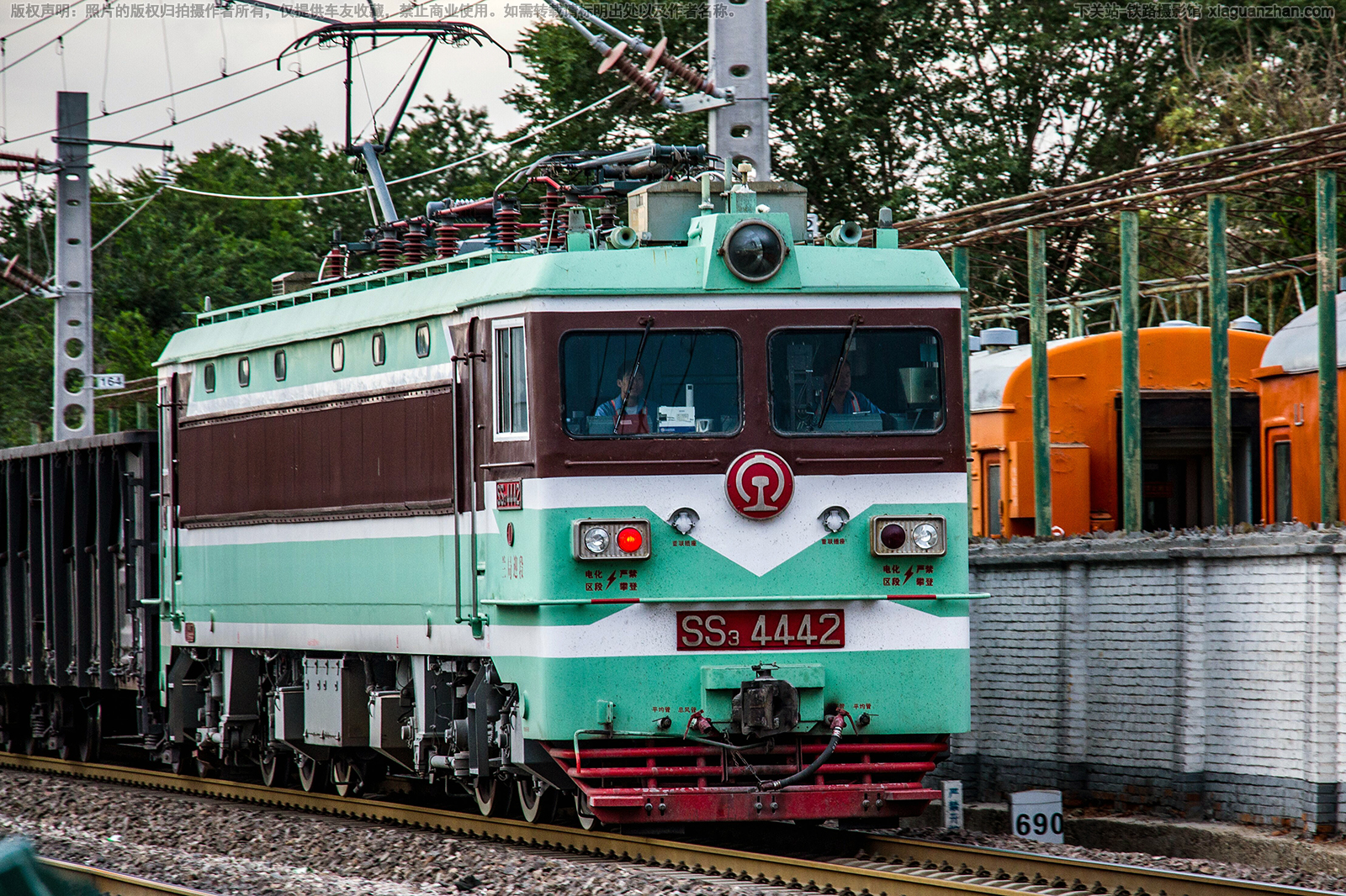 ��ɽ3-4442 SS3-4442 ����ӭ��