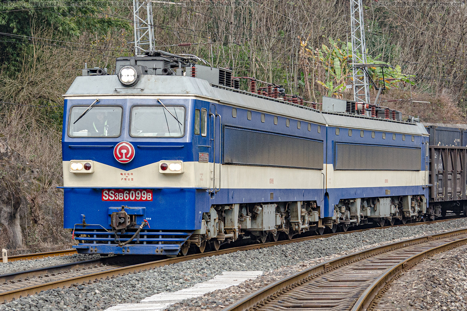 韶山3B-6099 SS3B-6099 成局贵段 韶山3B-6099 SS3B-6099 成局贵段