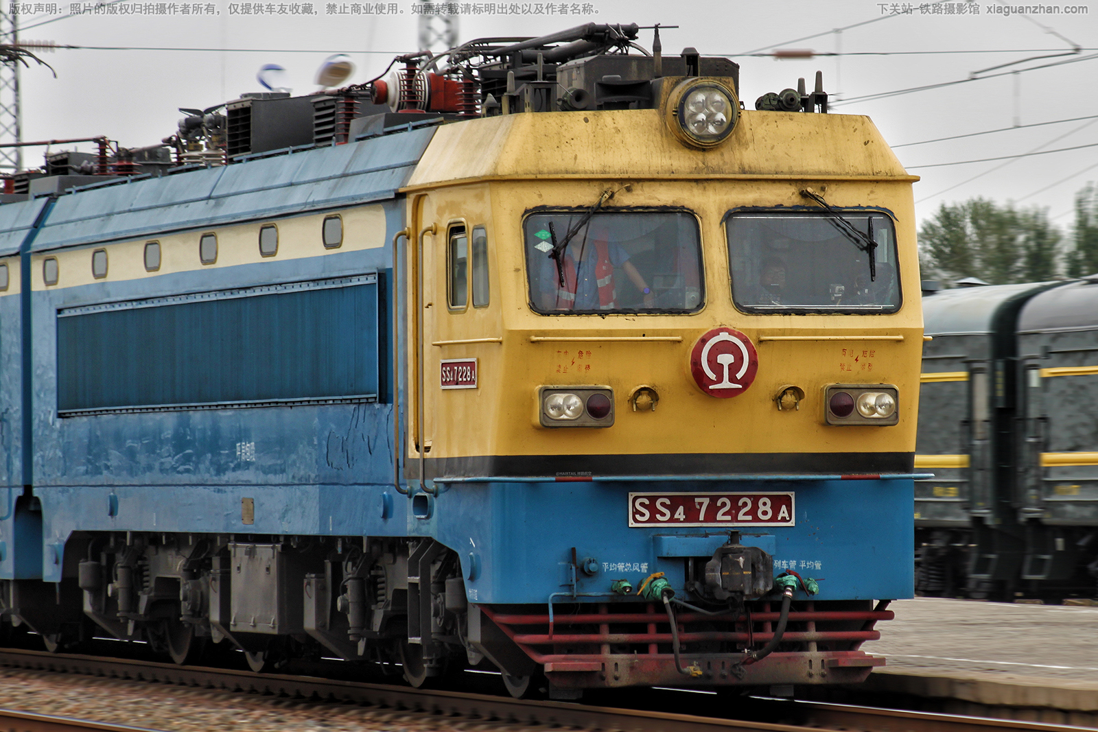 ��ɽ4-7228 SS4-7228 ���ְ���