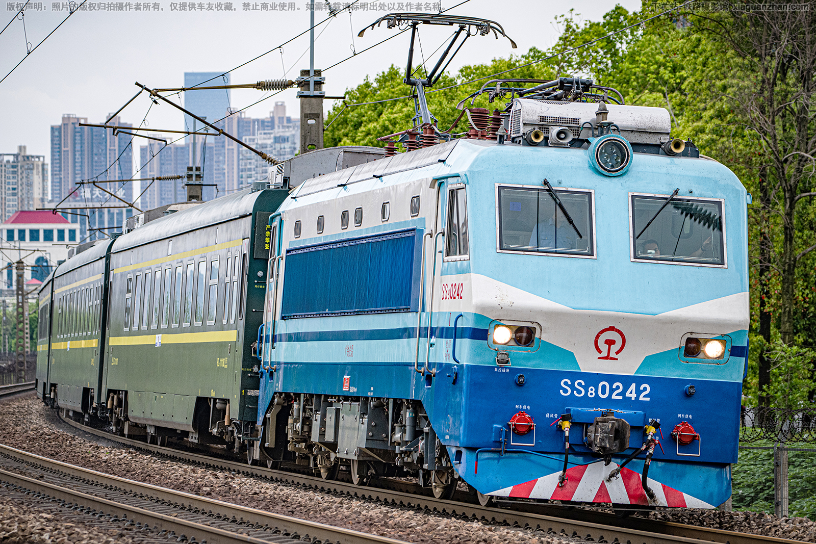 韶山8-0242 SS8-0242 广铁长段 韶山8-0242 SS8-0242 广铁长段