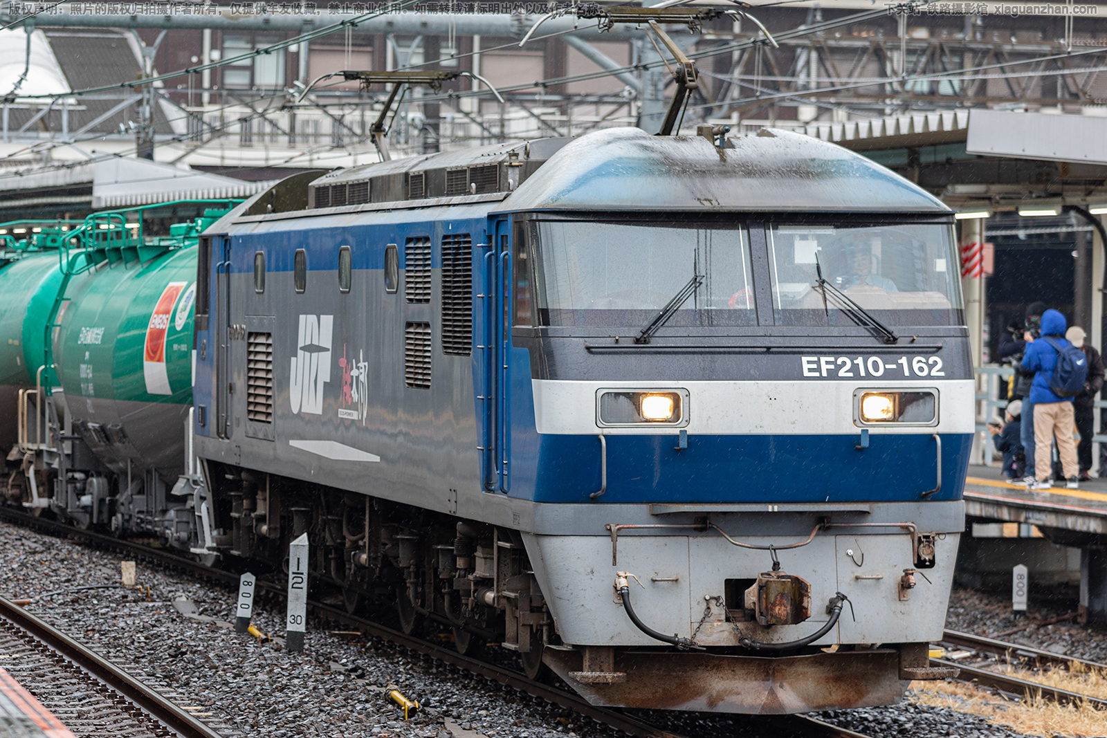 EF210-162 �º׼�������