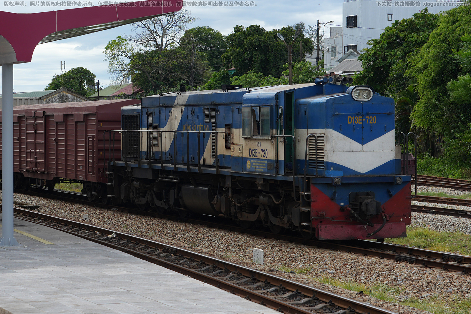 D13E-720 Խ����·